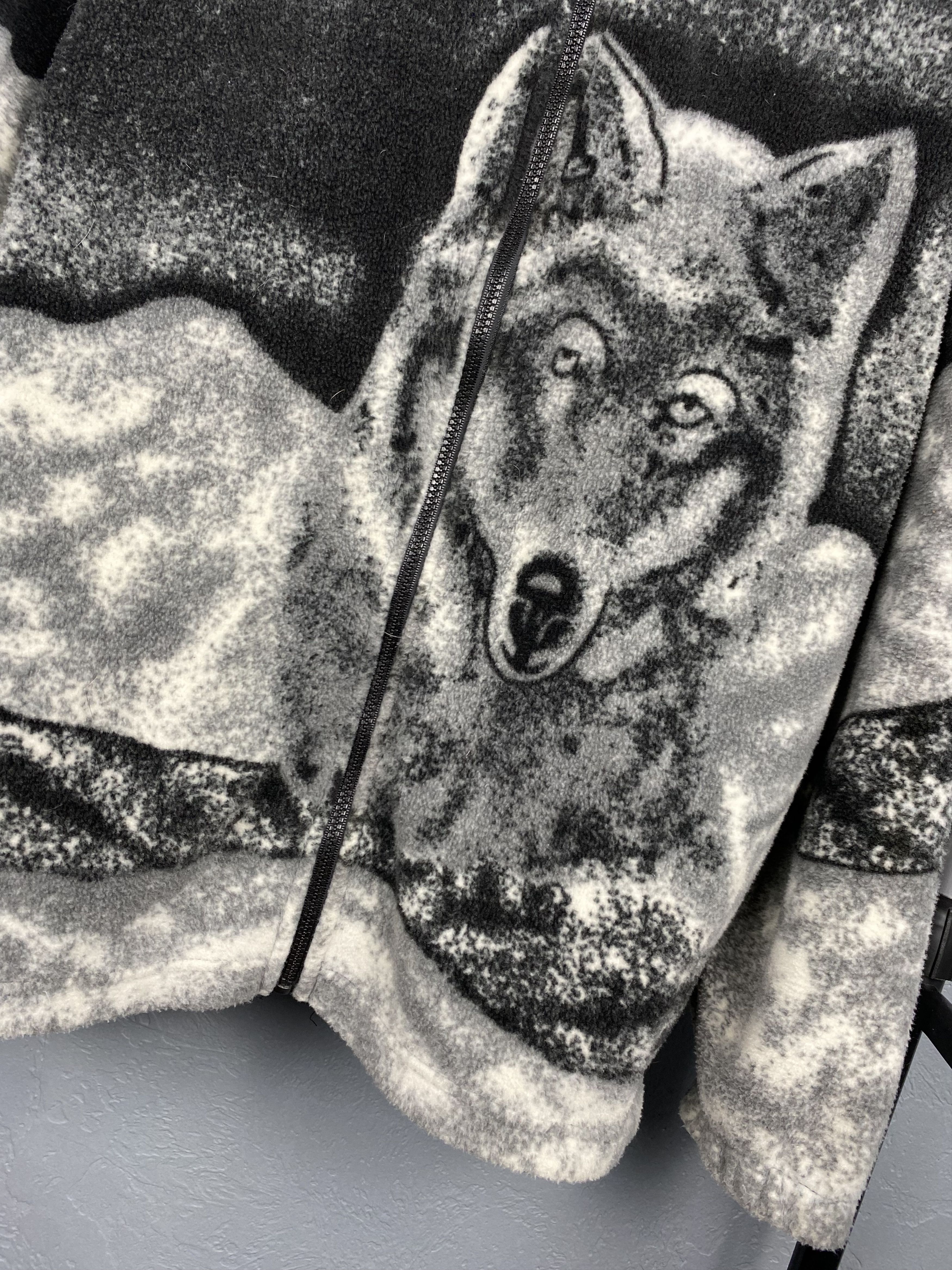 Vintage Vintage Animal WOLF Fleece Jacket Size US XL / EU 56 / 4 - 3 Thumbnail