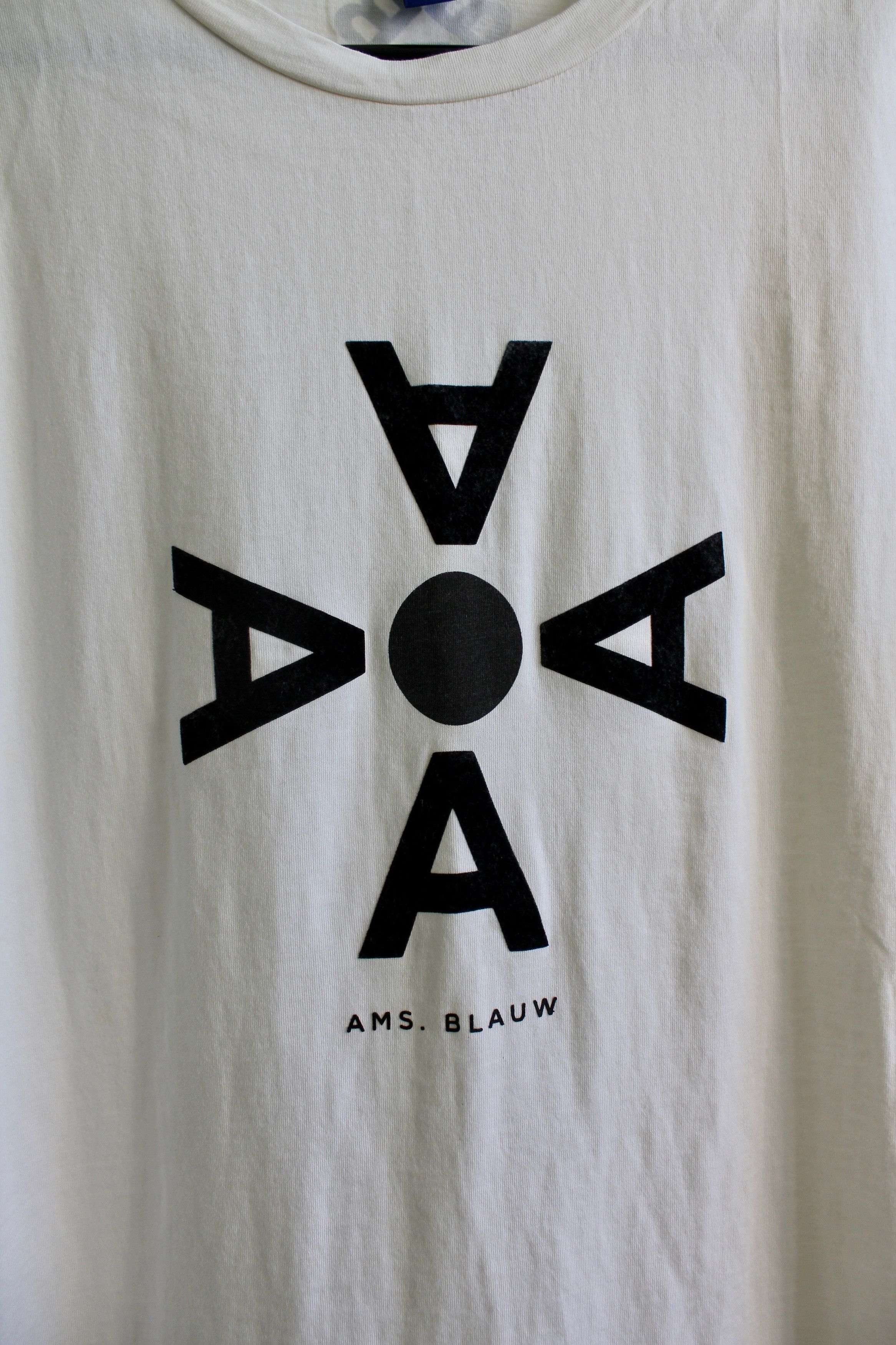 Scotch & Soda Scotch & Soda AMS. BLAUW Bandanarama ivory t shirt Size L / US 10 / IT 46 - 2 Thumbnail