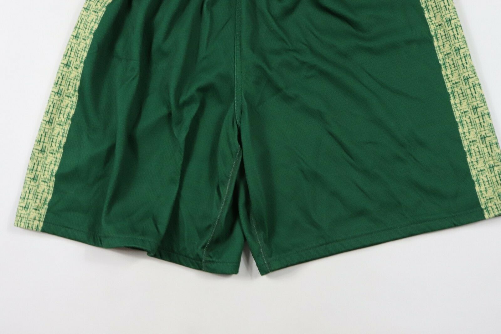 Russell Athletic × Vintage Vintage Russell Athletic Above Knee Gym Basketball Shorts M Size US 32 / EU 48 - 4 Thumbnail