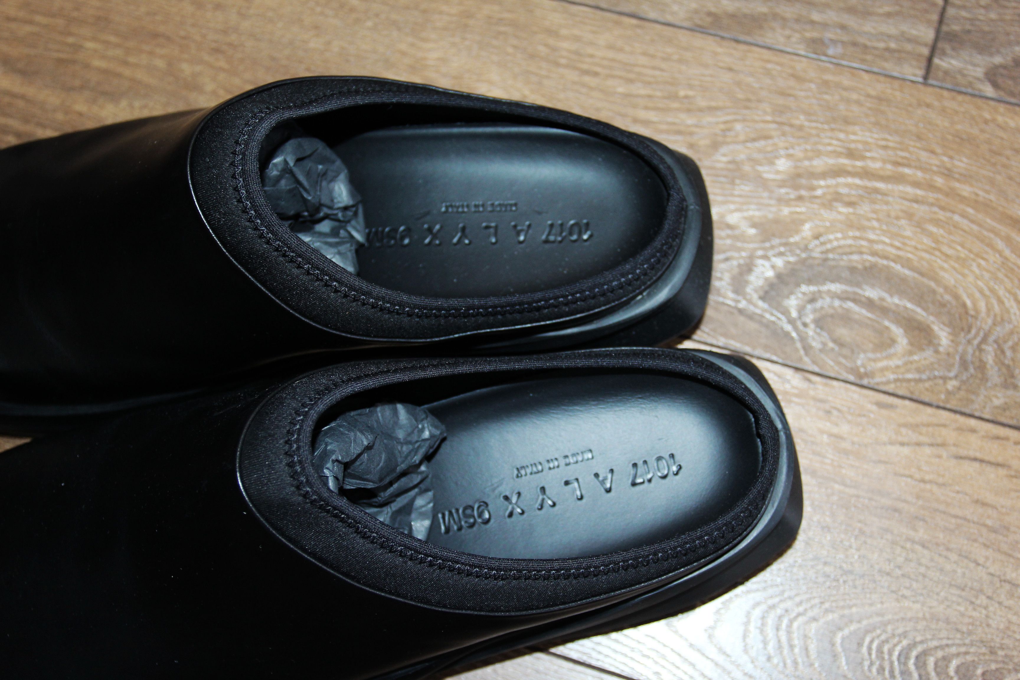1017 ALYX 9SM BNWT AW21 1017 ALYX 9SM LEATHER MONO MULE SHOES 44 Size US 11 / EU 44 - 4 Thumbnail