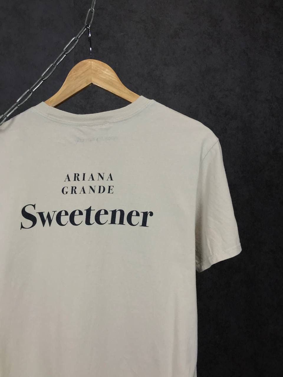 Band Tees Ariana Grande band pop overprinted tee Size US M / EU 48-50 / 2 - 5 Thumbnail