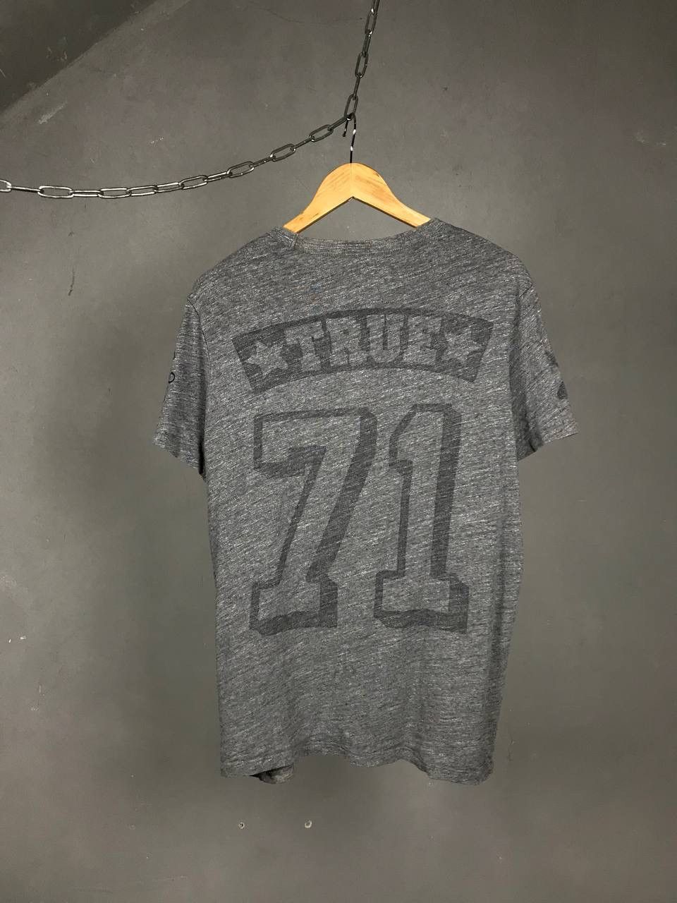 True Religion True Religion Japanese brand streetwear overprinted tee Size US L / EU 52-54 / 3 - 1 Thumbnail