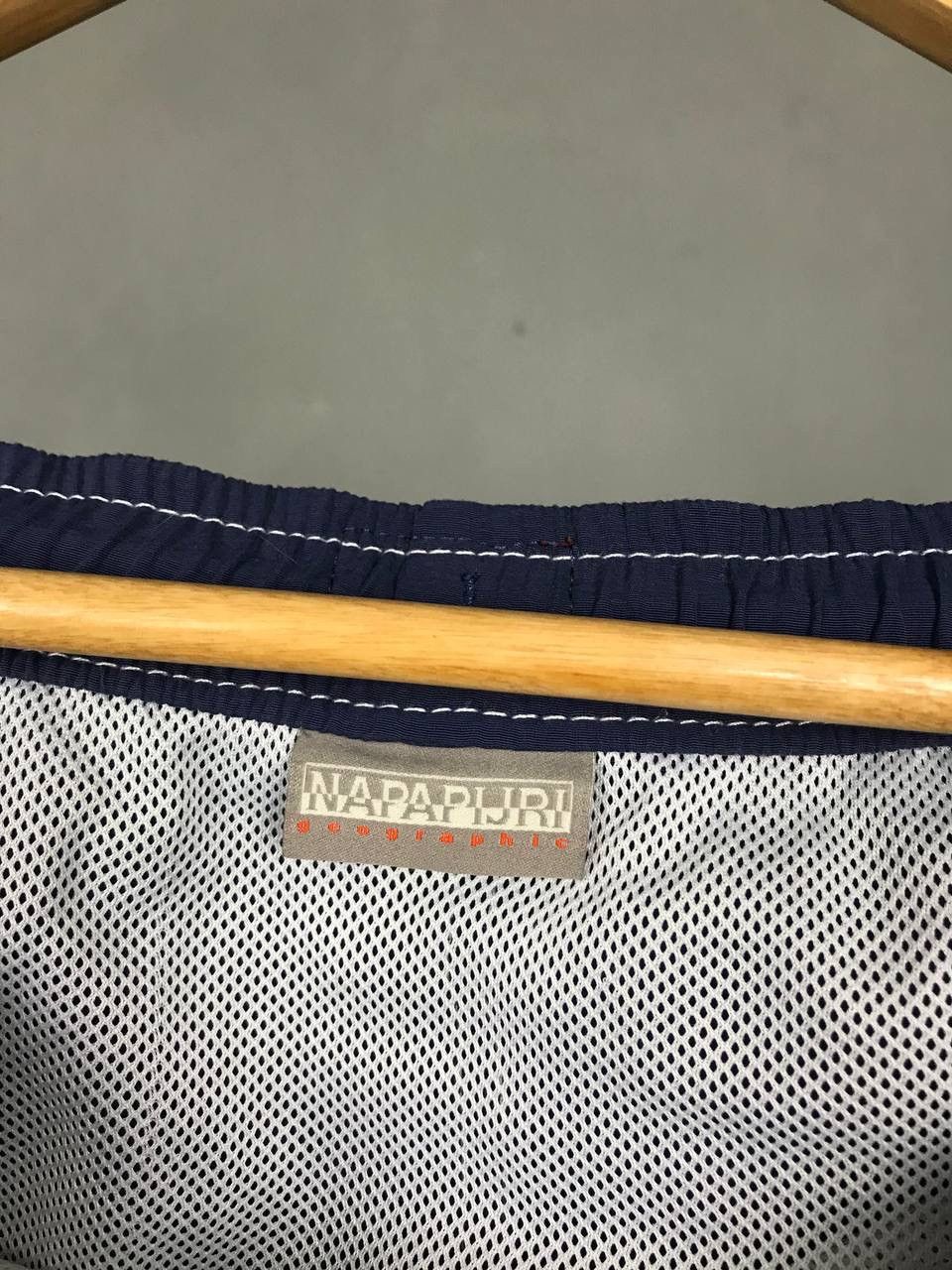 Napapijri Napapijri vintage outdoor streetwear shorts Size US 34 / EU 50 - 3 Thumbnail