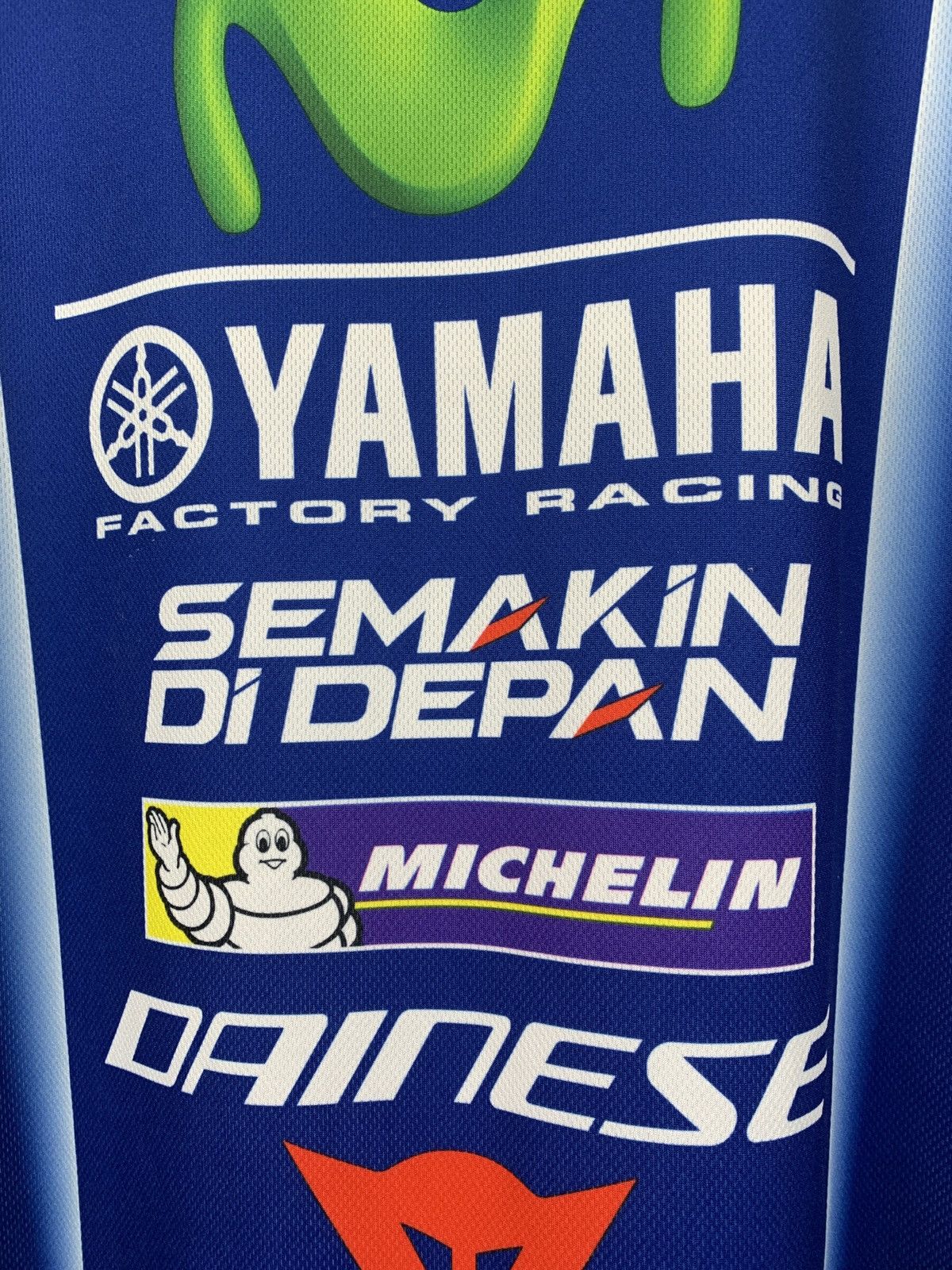 Vintage Vintage Yamaha Valentino Rossi Racing T-Shirt Size US XXL / EU 58 / 5 - 14 Thumbnail