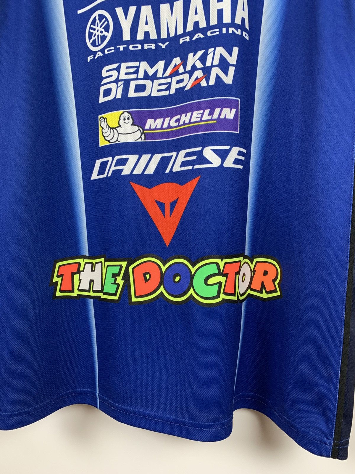 Vintage Vintage Yamaha Valentino Rossi Racing T-Shirt Size US XXL / EU 58 / 5 - 13 Thumbnail