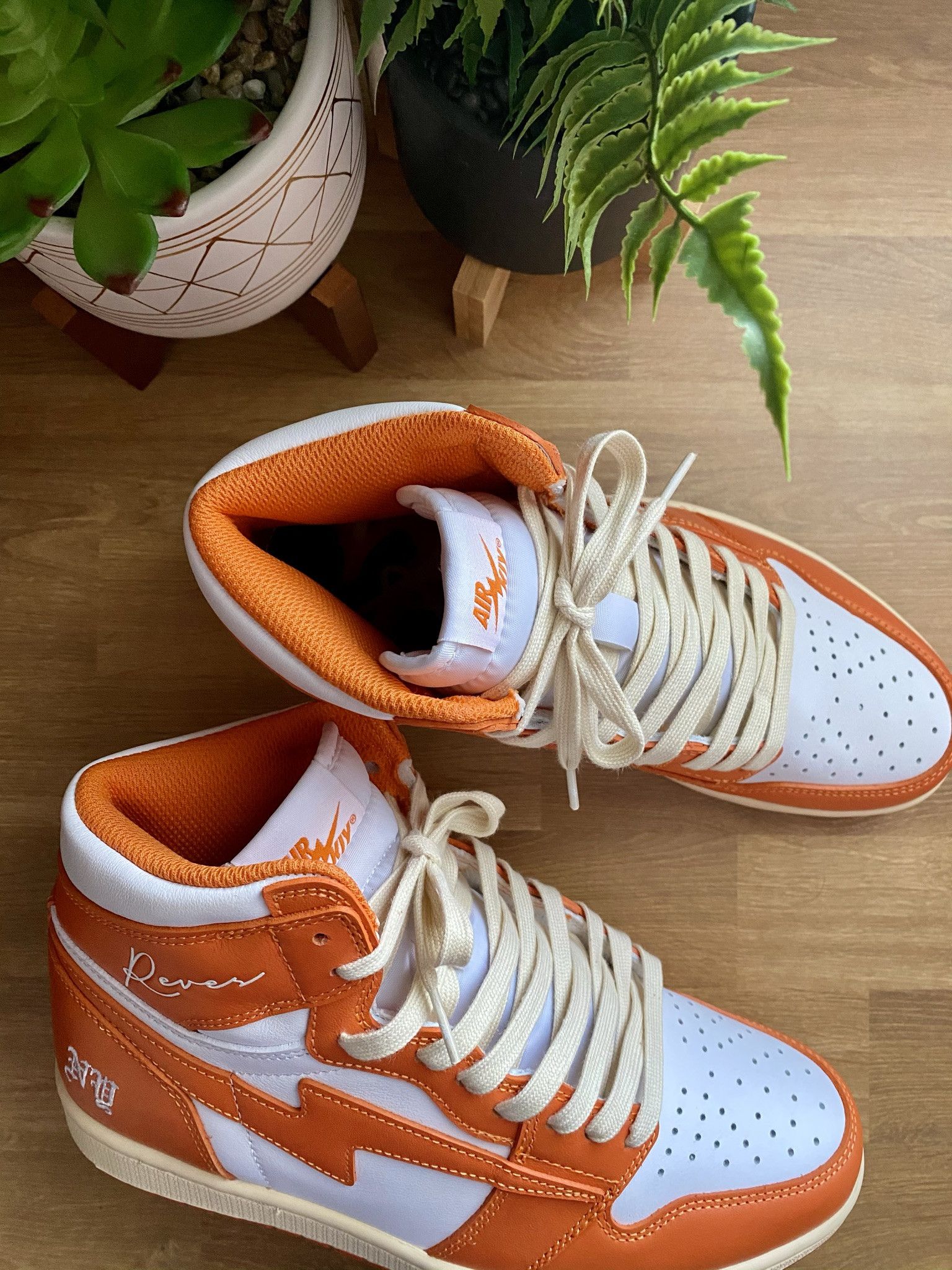 Reves Paris Air Kiy 85 High NY Edition