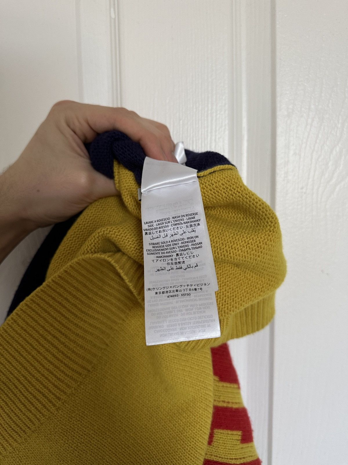 Gucci Gucci LOVED Tiger Head Sweater Blue/Yellow Size US XL / EU 56 / 4 - 7 Thumbnail