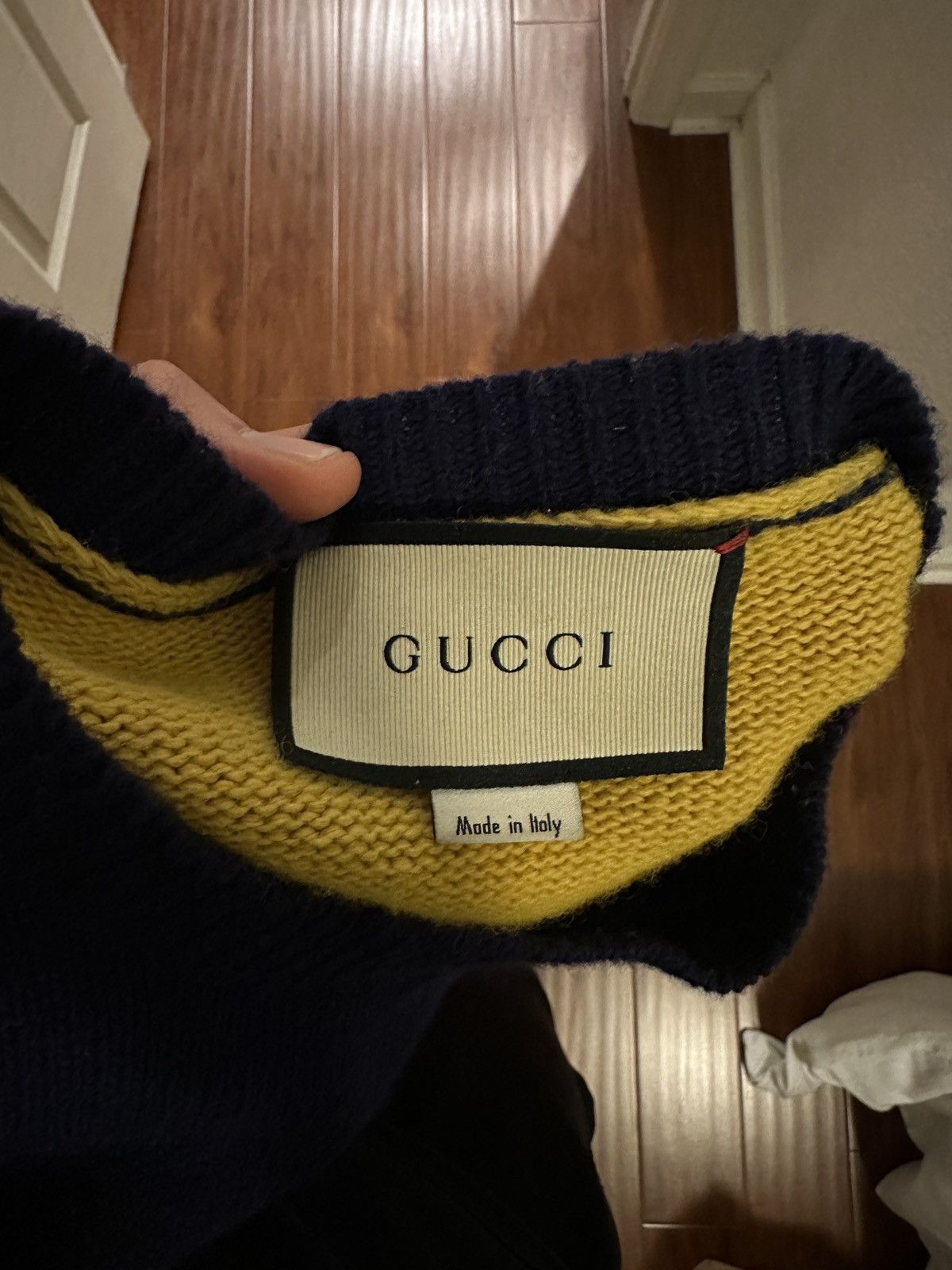 Gucci Gucci LOVED Tiger Head Sweater Blue/Yellow Size US XL / EU 56 / 4 - 9 Thumbnail