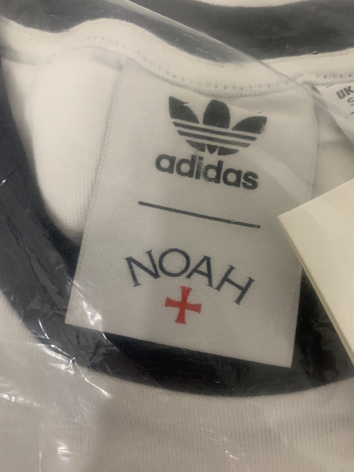 Adidas × Noah Adidas Originals x Noah t shirt Size US S / EU 44-46 / 1 - 11 Thumbnail