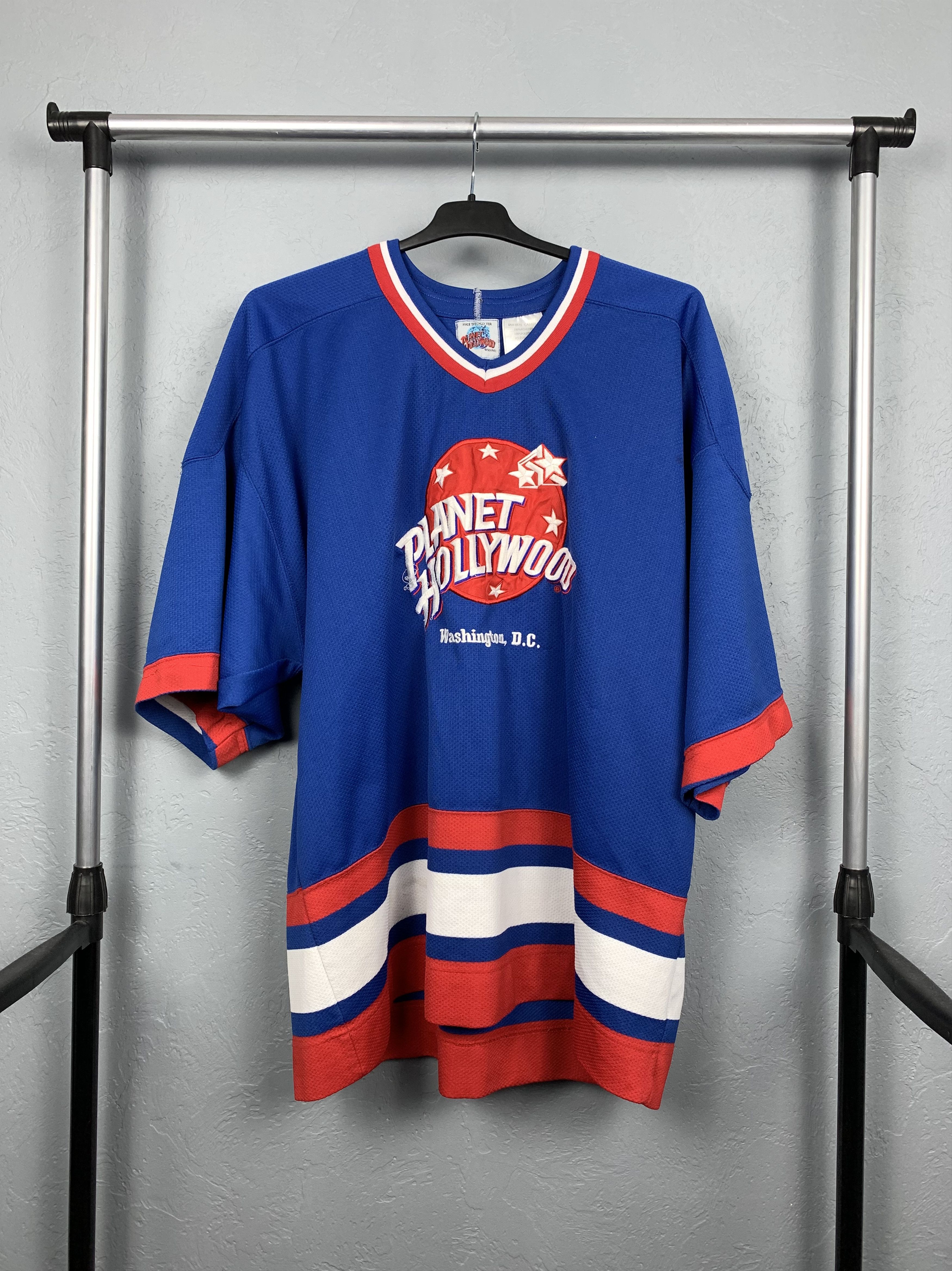 Disney Vintage Planet Hollywood 1991 Walt Disney Jersey Size US XL / EU 56 / 4 - 1 Thumbnail