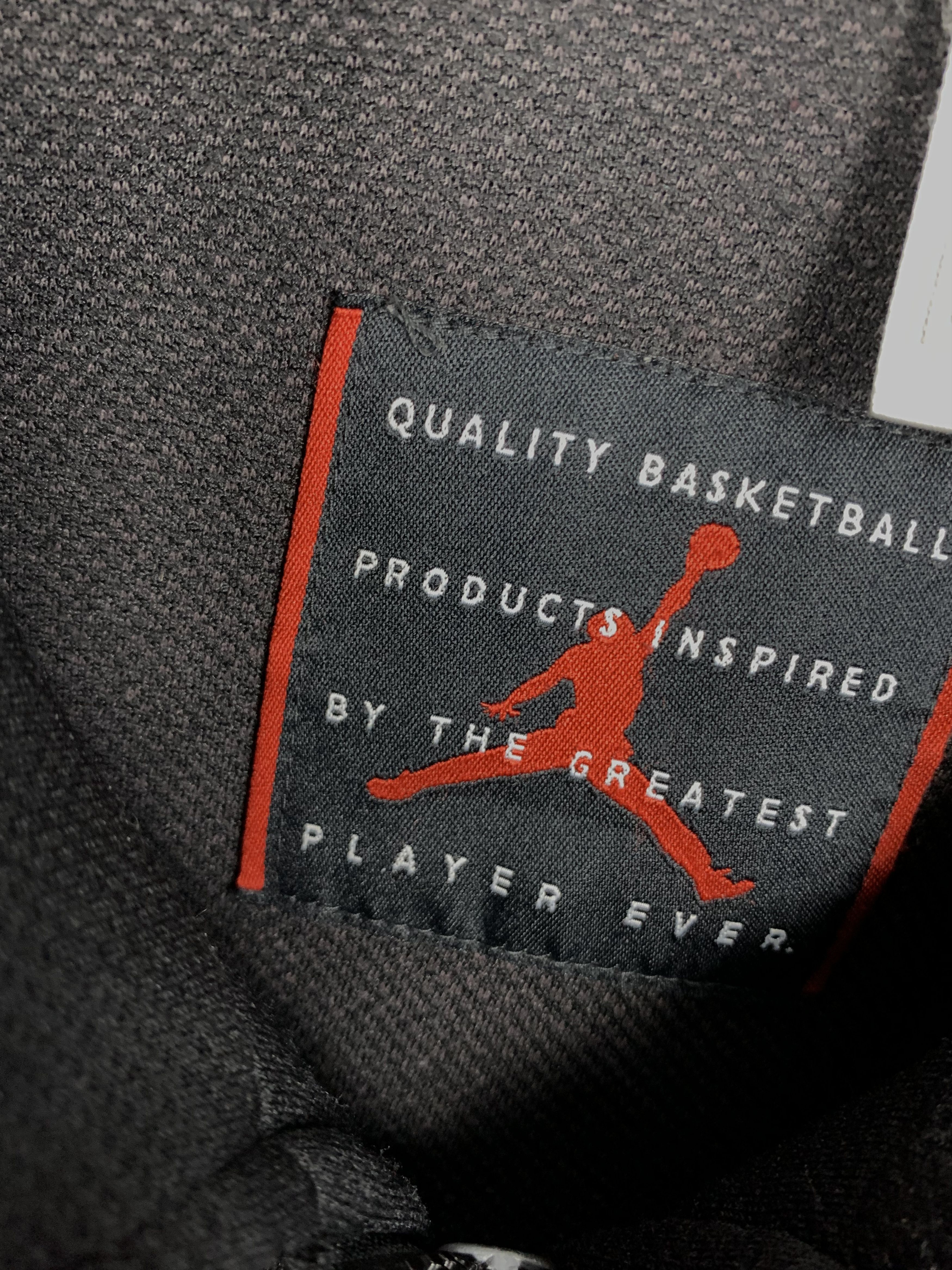 Jordan Brand × NBA × Nike Nike Jordan Vintage Basketball Jersey Tee Size US M / EU 48-50 / 2 - 6 Thumbnail