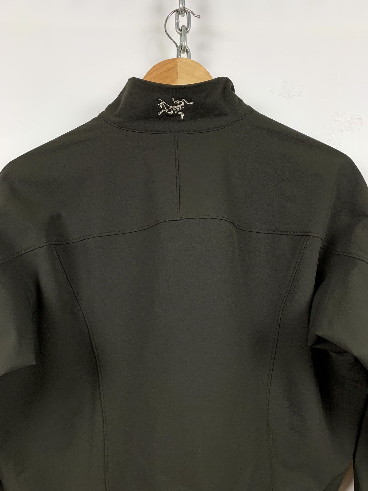 Arc'teryx Vintage Arcteryx Women’s Softshell Khaki Jacket Size L / US 10 / IT 46 - 10 Thumbnail