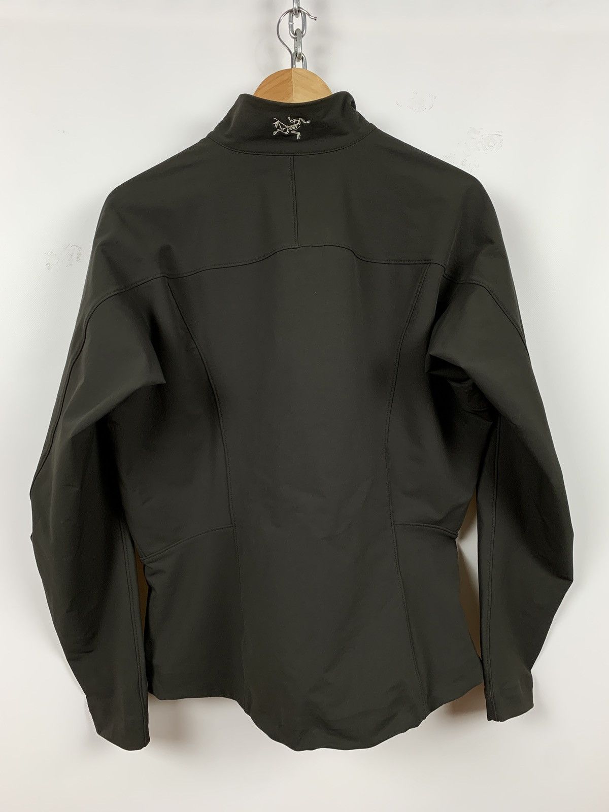 Arc'teryx Vintage Arcteryx Women’s Softshell Khaki Jacket Size L / US 10 / IT 46 - 2 Thumbnail