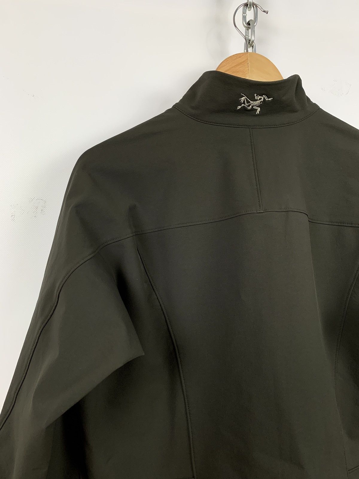 Arc'teryx Vintage Arcteryx Women’s Softshell Khaki Jacket Size L / US 10 / IT 46 - 11 Thumbnail