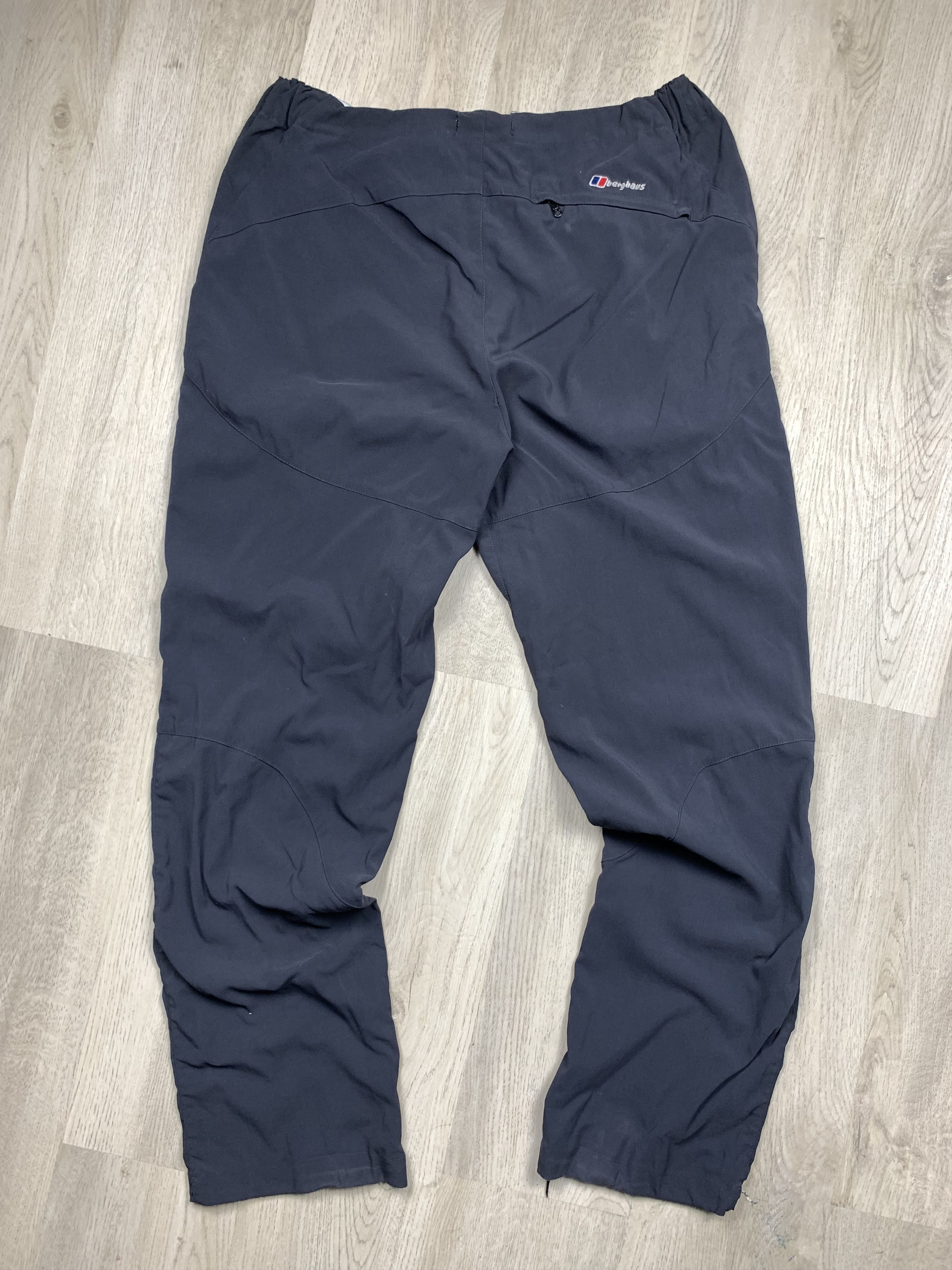Berghaus × Vintage Berghaus Extrem Vintage Outdoor Pants Size US 34 / EU 50 - 1 Thumbnail