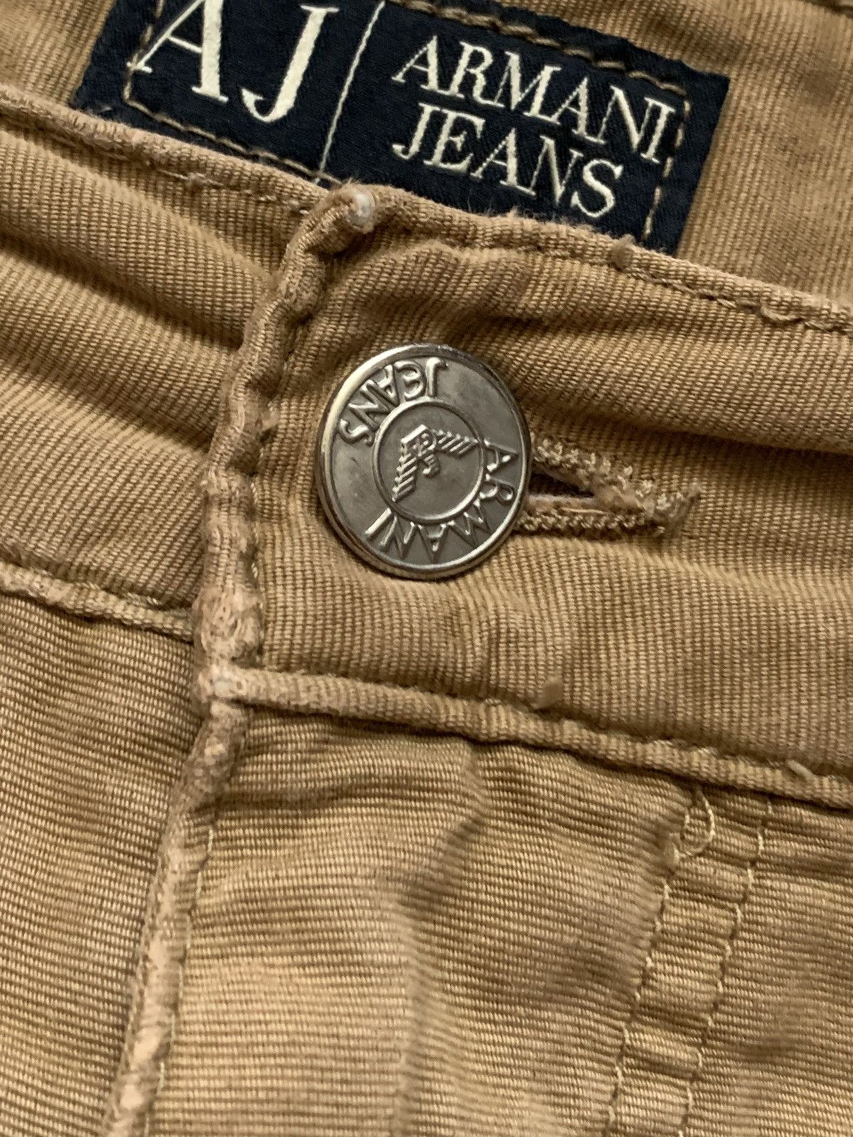 Armani × Denim & Co. × Giorgio Armani Armani jeans 36 vintage denim pants trousers chinos beige Size US 36 / EU 52 - 8 Thumbnail