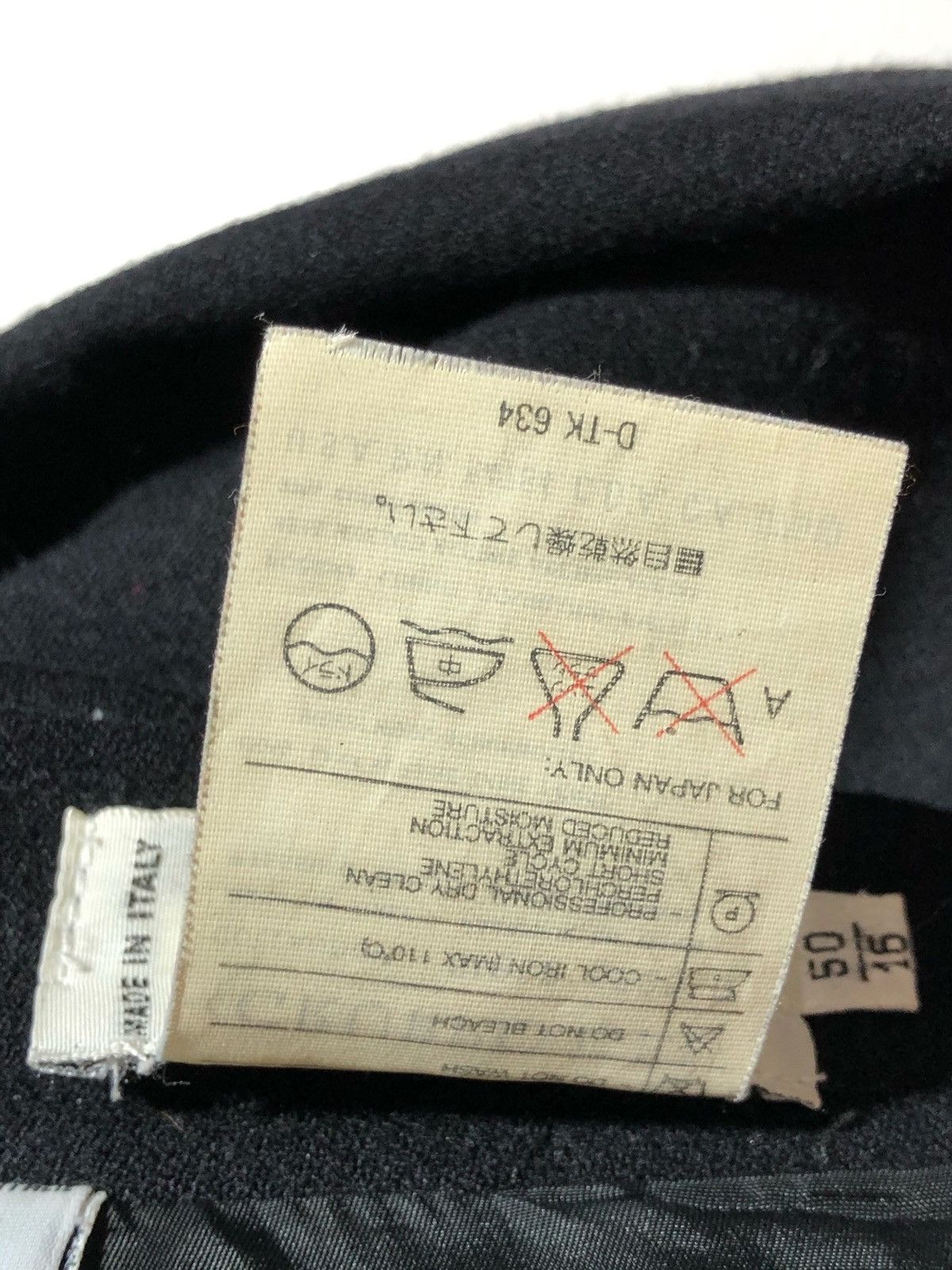 Valentino × Vintage Valentino Virgin Wool Vintage Skirt size 50/16 Size 38" / US 16 / IT 52 - 8 Thumbnail