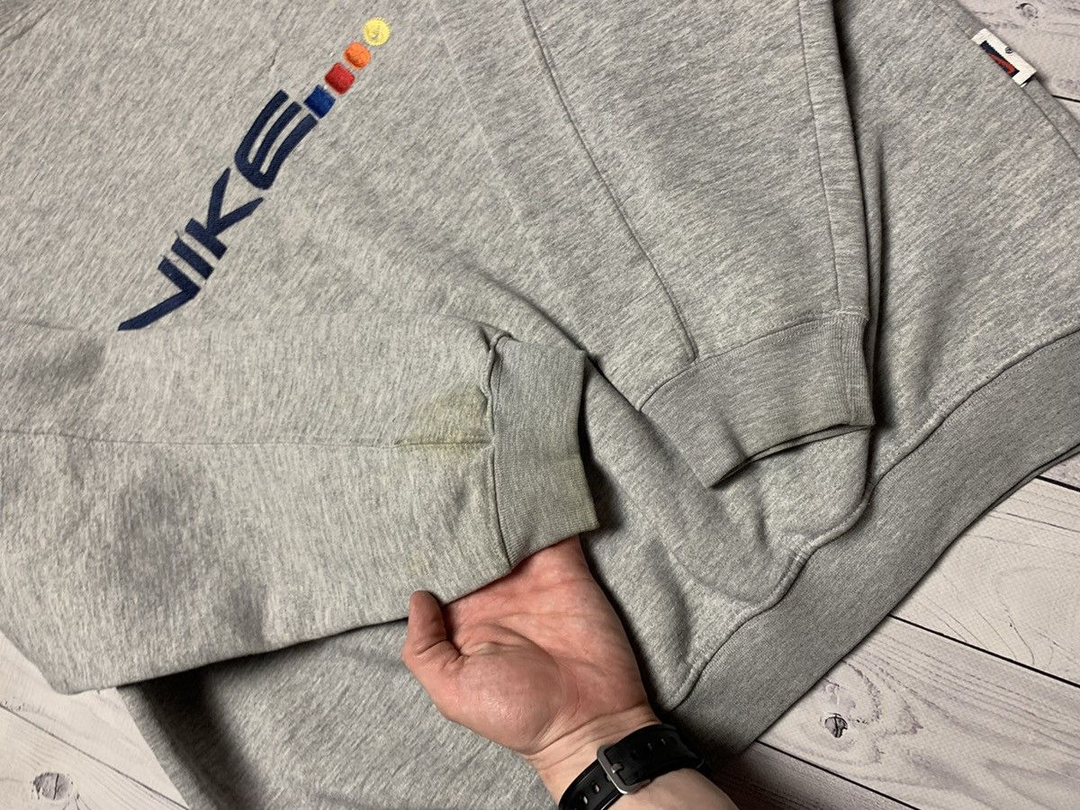 Vintage Vintage Nike sweatshirt big logo size XL Size US XL / EU 56 / 4 - 8 Thumbnail