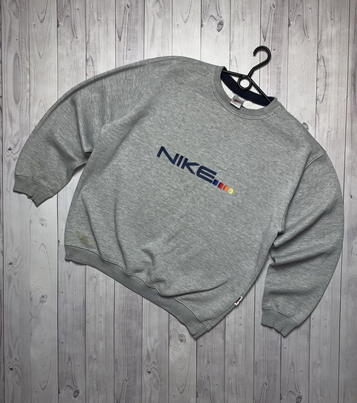Vintage Vintage Nike sweatshirt big logo size XL Size US XL / EU 56 / 4 - 1 Thumbnail