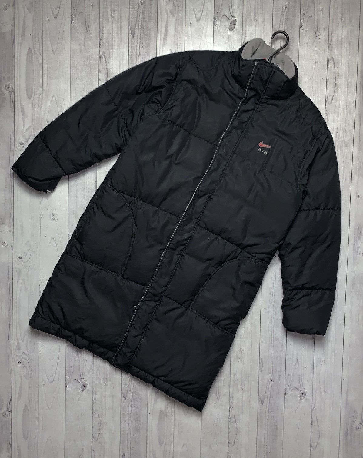 Vintage Vintage Nike down coat jacket size M logo rare Size US M / EU 48-50 / 2 - 1 Thumbnail