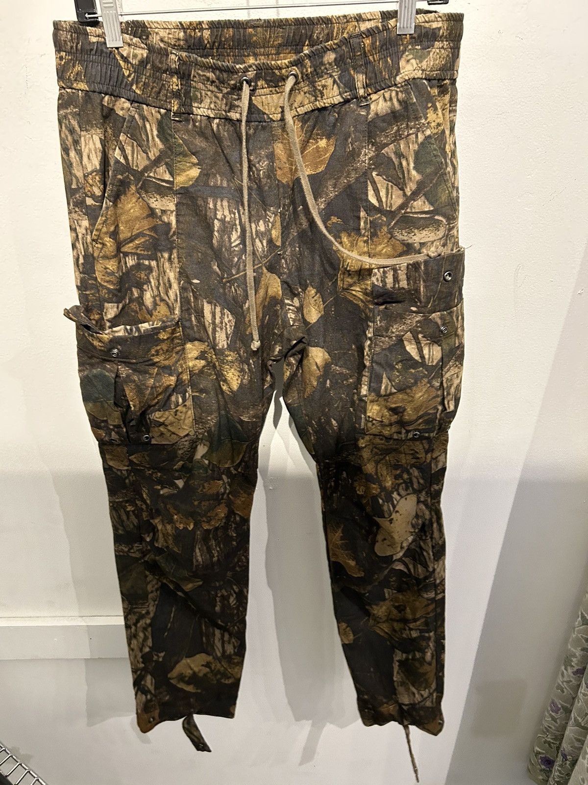 パンツ John Elliott Panorama Cargo Tree Camo s-l400.jpg