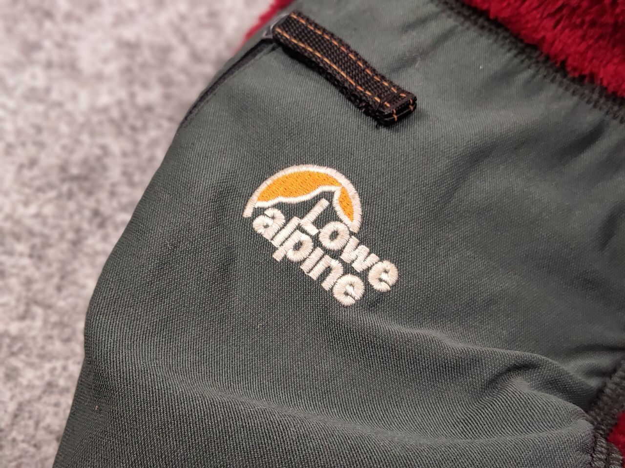 Japanese Brand Vintage 90's lowe Alpine Red Retro Fleece Zip Up Jacket Size US XL / EU 56 / 4 - 20 Thumbnail