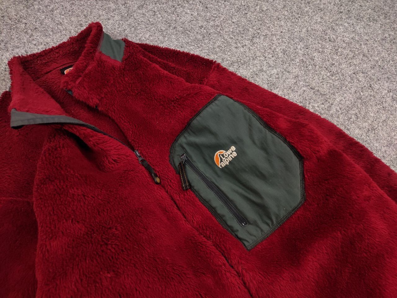 Japanese Brand Vintage 90's lowe Alpine Red Retro Fleece Zip Up Jacket Size US XL / EU 56 / 4 - 12 Thumbnail
