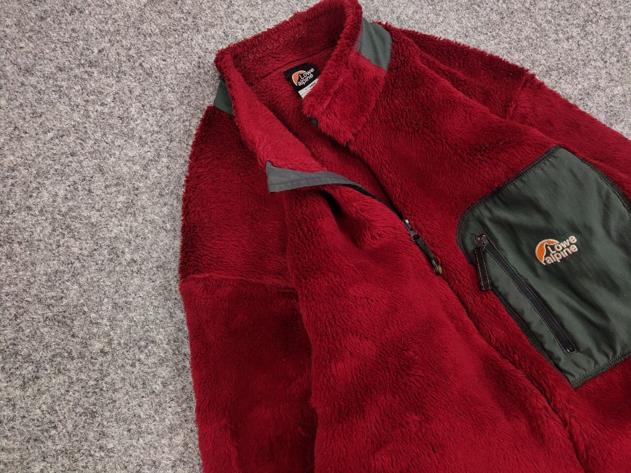 Japanese Brand Vintage 90's lowe Alpine Red Retro Fleece Zip Up Jacket Size US XL / EU 56 / 4 - 7 Thumbnail