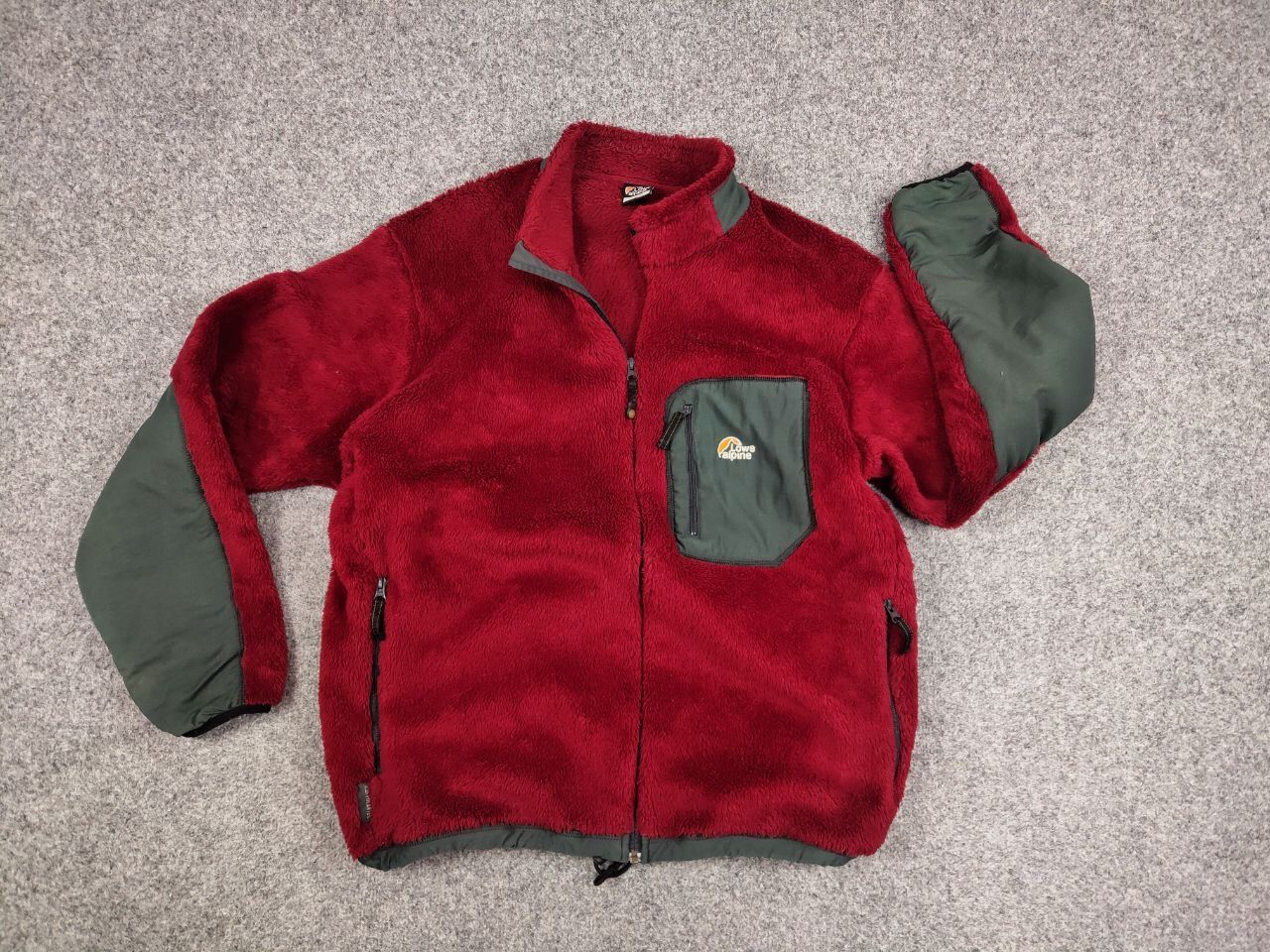 Japanese Brand Vintage 90's lowe Alpine Red Retro Fleece Zip Up Jacket Size US XL / EU 56 / 4 - 14 Thumbnail