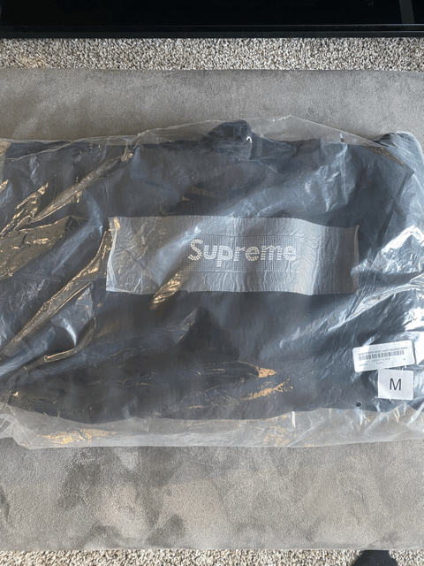 Supreme Supreme Swarovski Box Logo Hooded Sweatshirt SS19 Size US M / EU 48-50 / 2 - 1 Thumbnail