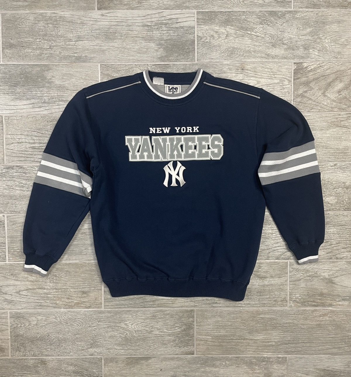 Vintage New York Yankees Sweatshirt Mens XXL World Series shops Champions Lee Sport