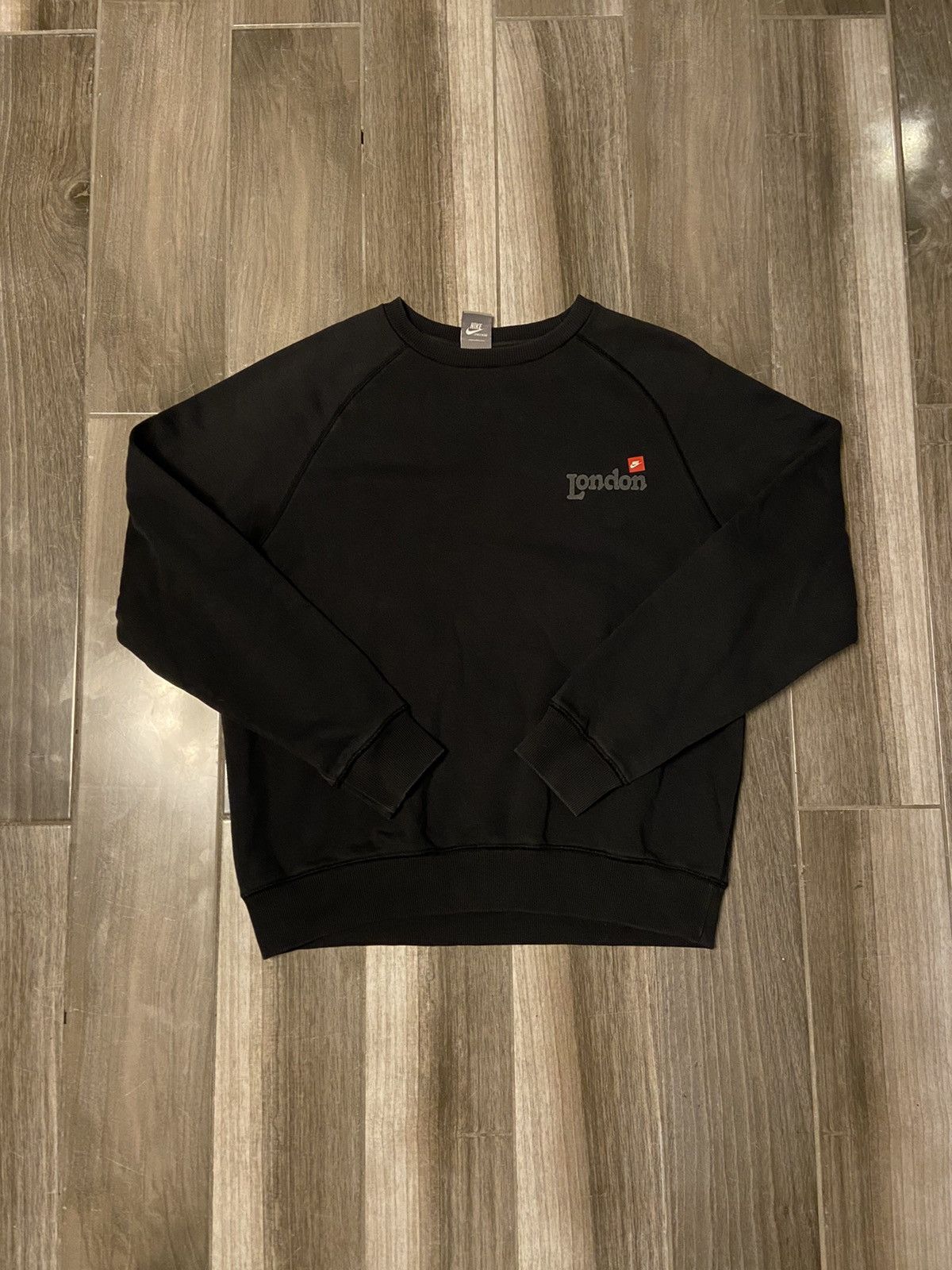 Nike london tech fleece crewneck vintage