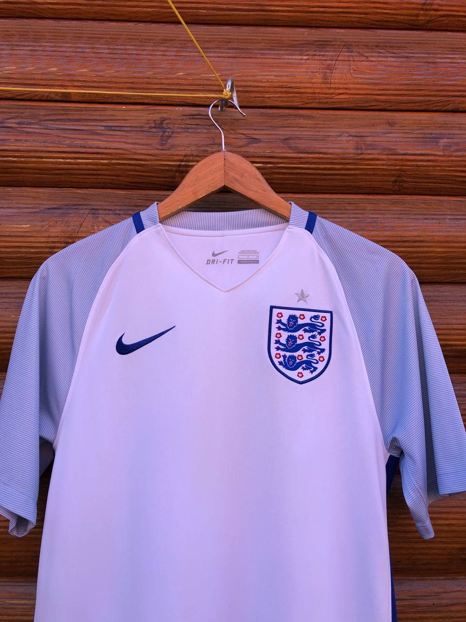 Other Nike England Football Shirt Soccer Jersey Size US S / EU 44-46 / 1 - 3 Thumbnail