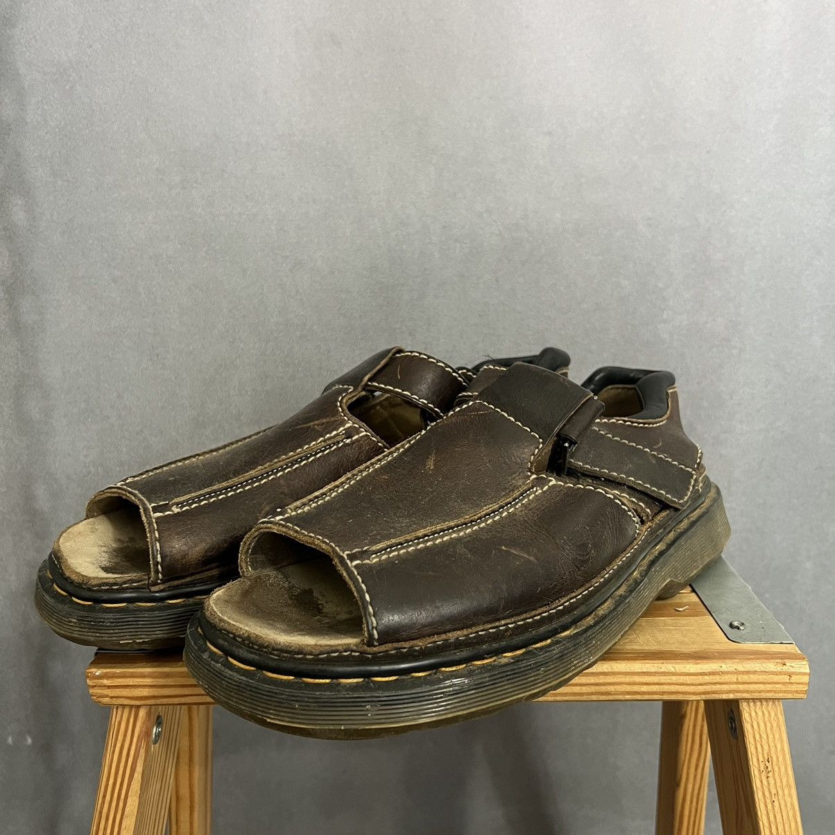 Dr martens mens 9064 Y2K chunky tractor sandals