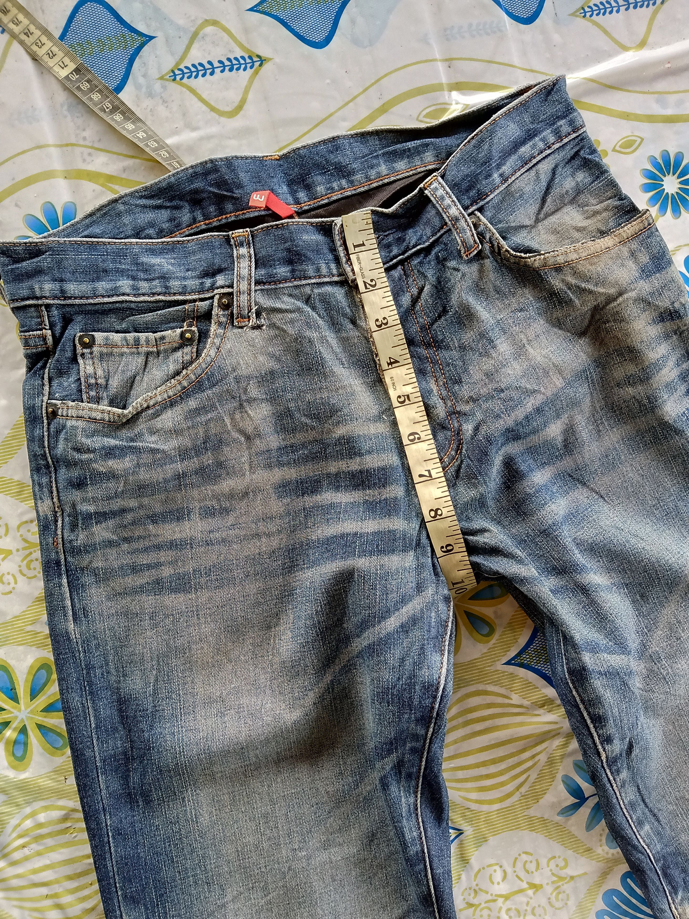 Japanese Brand × Uniqlo Uniqlo jeans patchwork distressed style Size US 30 / EU 46 - 11 Thumbnail