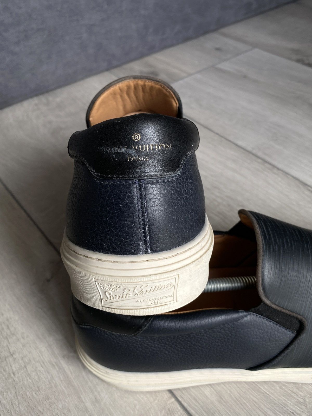 Louis Vuitton Louis Vuitton Black Epi Leather Slip On Shoes Sneakers Size US 12 / EU 45 - 2 Thumbnail
