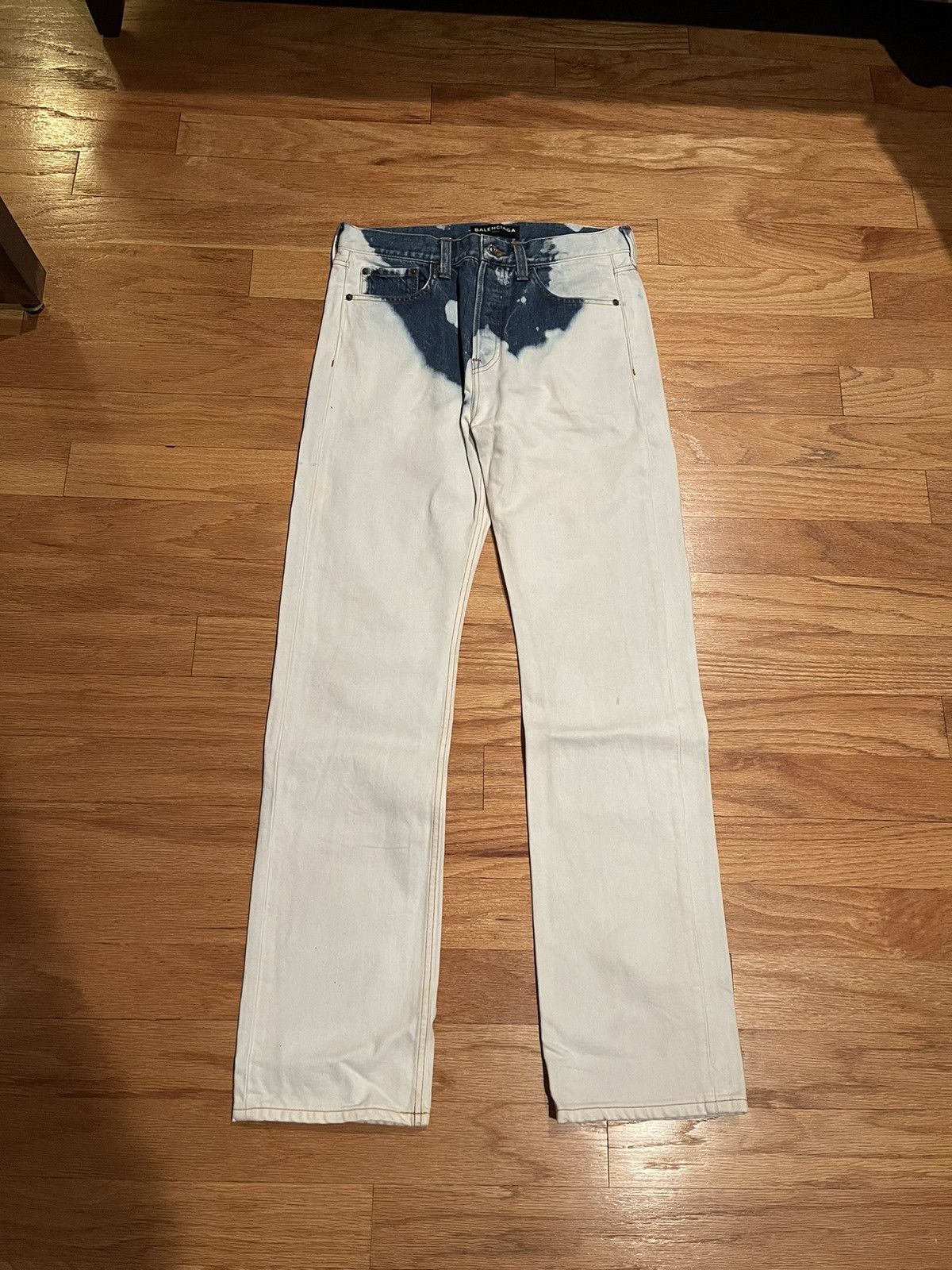 Balenciaga Balenciaga Bleached Denim Size US 30 / EU 46 - 1 Thumbnail