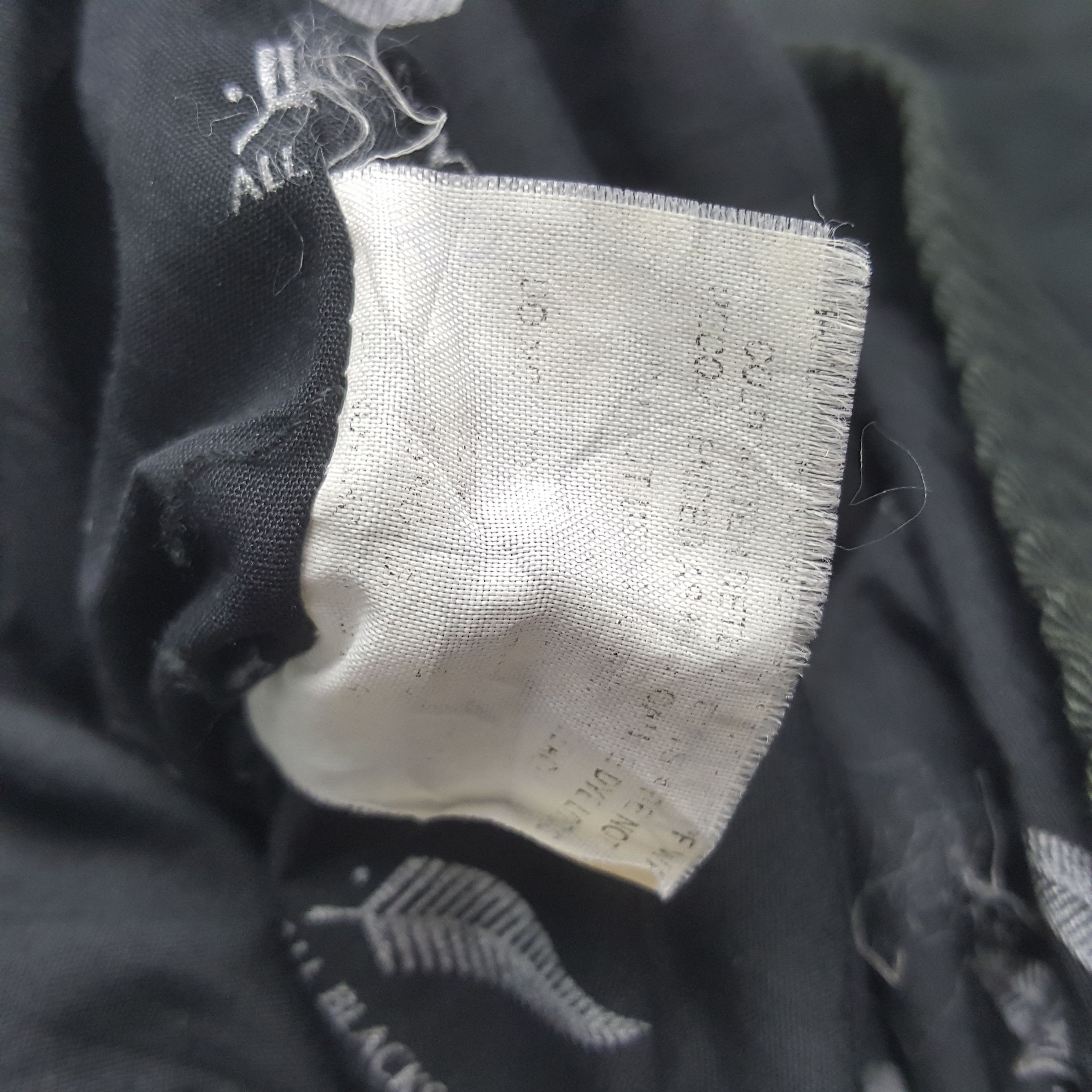 All Blacks × Canterbury of New Zealand × Vintage Vintage Canterbury of New Zealand x All Black Faded Jacket Size US XXL / EU 58 / 5 - 7 Thumbnail