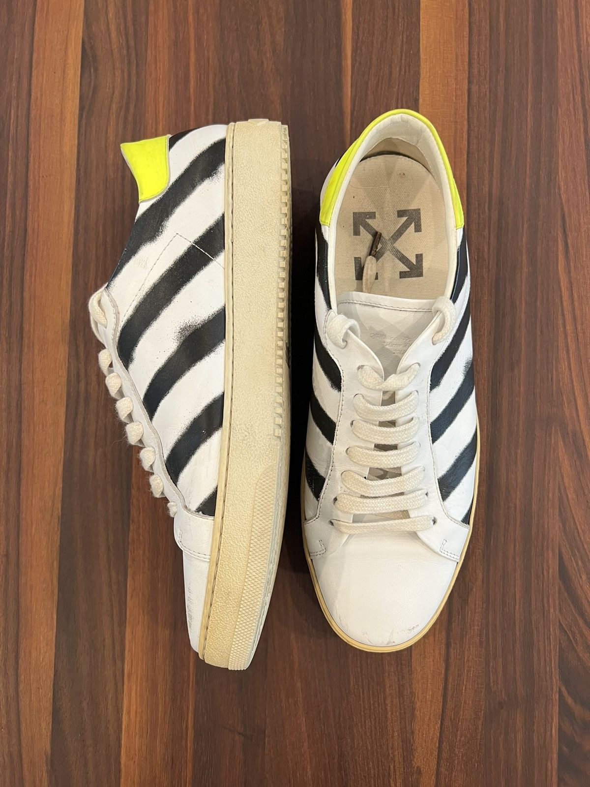 Off-White Off-White Diagonals Spray Sneaker Size US 8.5 / EU 41-42 - 1 Thumbnail