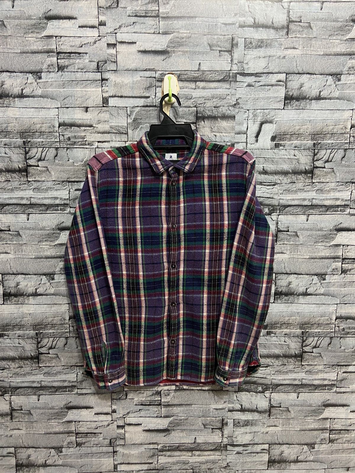 Flannel R. Newbold Flannel plaid design size L fit M Size US M / EU 48-50 / 2 - 1 Thumbnail