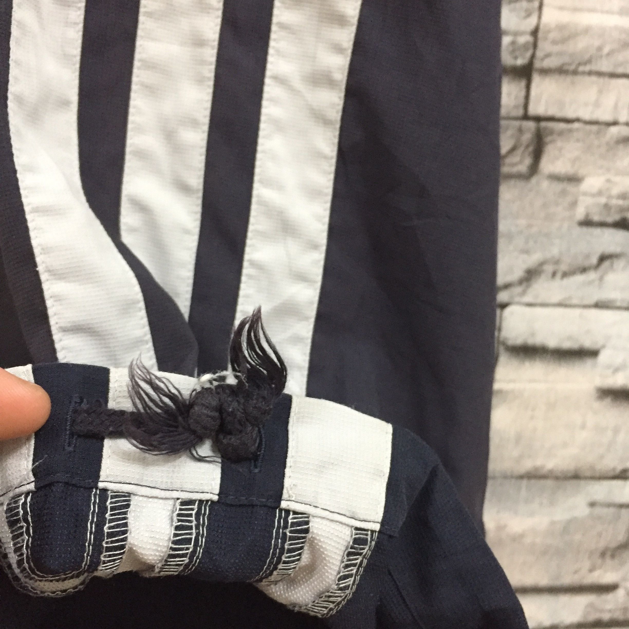 Adidas Adidas track pants embroidered size 32 (W 30-36) dark blue Size US 32 / EU 48 - 8 Thumbnail