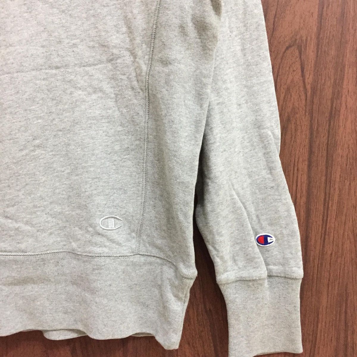 Champion Vintage CHAMPION SWEATSHIRT plain size LL fit L light gray Size US L / EU 52-54 / 3 - 5 Thumbnail