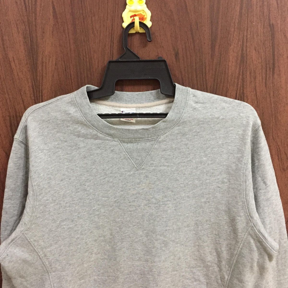 Champion Vintage CHAMPION SWEATSHIRT plain size LL fit L light gray Size US L / EU 52-54 / 3 - 2 Thumbnail