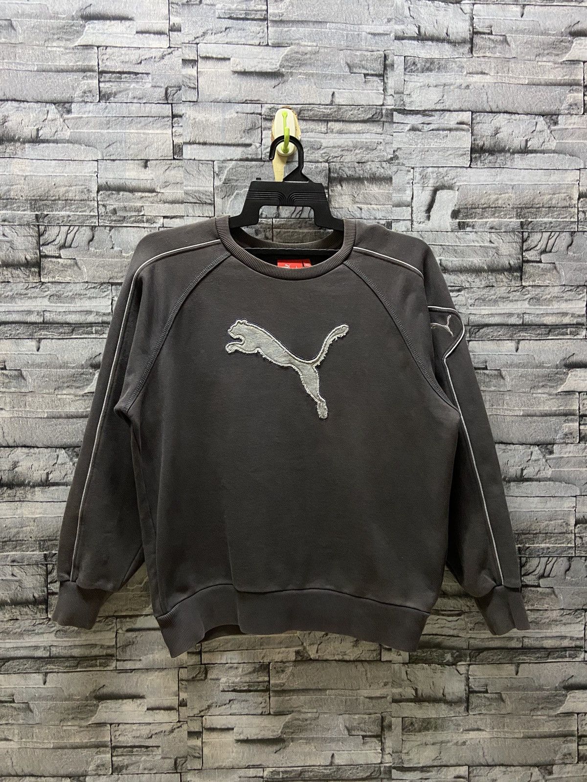 Puma Vintage Puma sweatshirt big logo Size US L / EU 52-54 / 3 - 1 Thumbnail