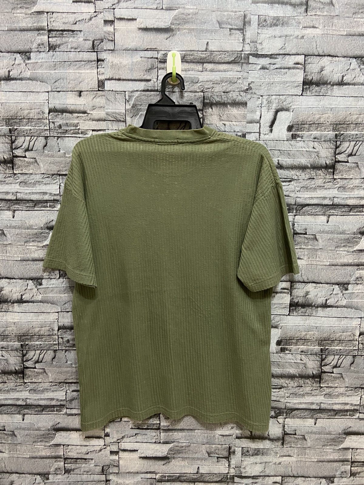 Valentino Vintage Gianni Valentino t shirt small logo fit L Size US L / EU 52-54 / 3 - 6 Thumbnail