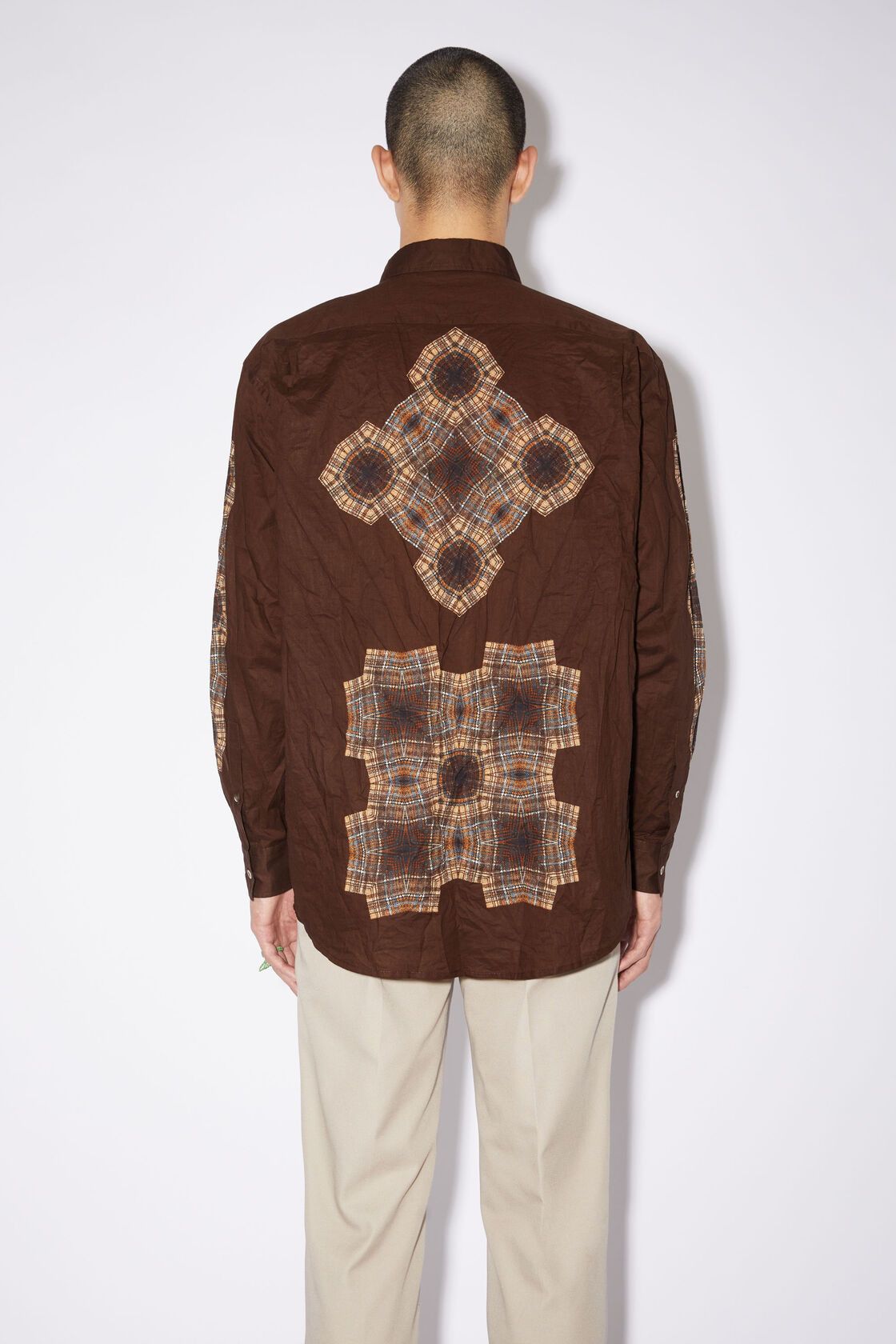 Acne Studios BNWT AW22 ACNE STUDIOS KALEIDOSCOPE PRINTED SHIRT 48 Size US M / EU 48-50 / 2 - 12 Thumbnail