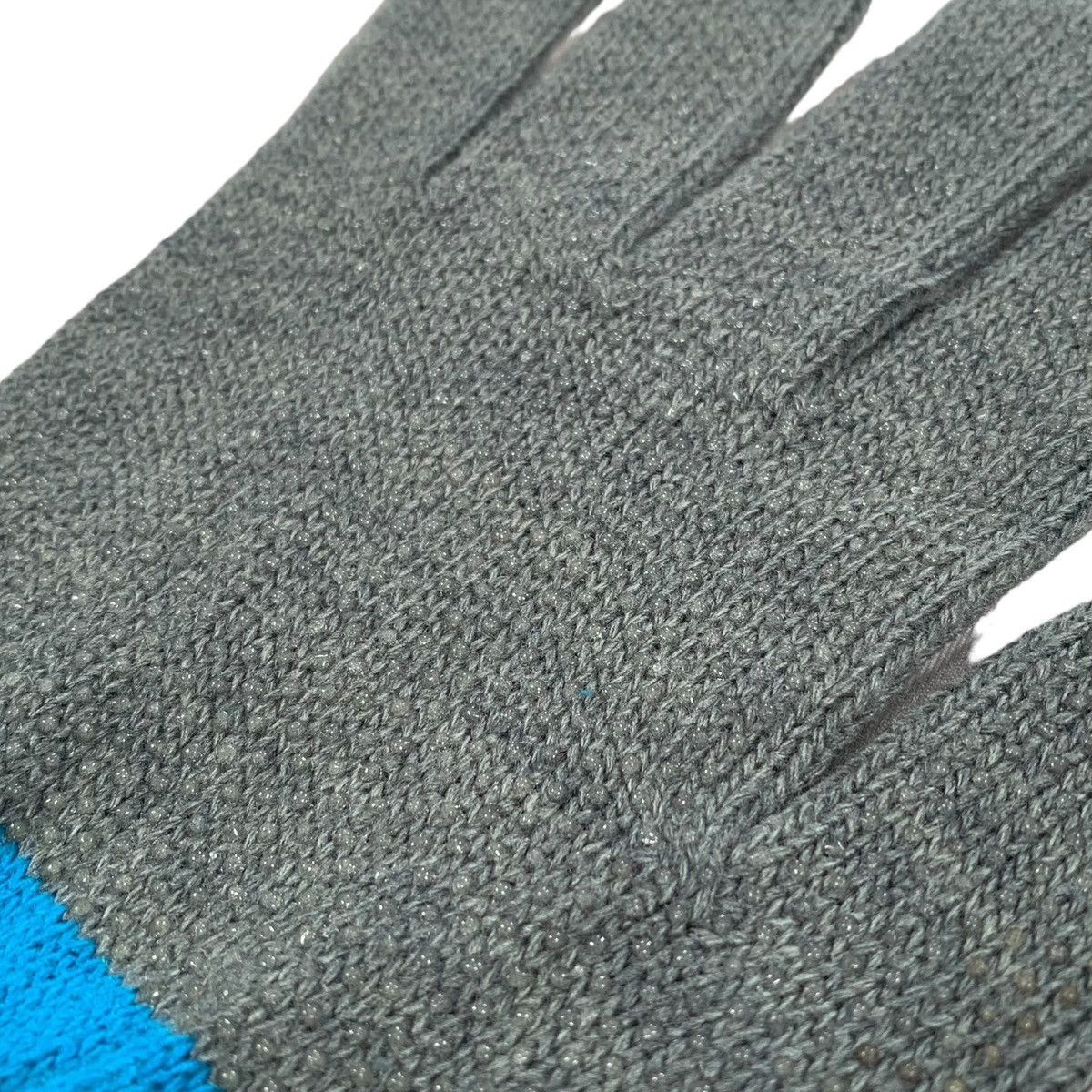 Futura Vintage Futura Laboratories Gray & Blue Stripe Knit Gloves Size ONE SIZE - 2 Thumbnail