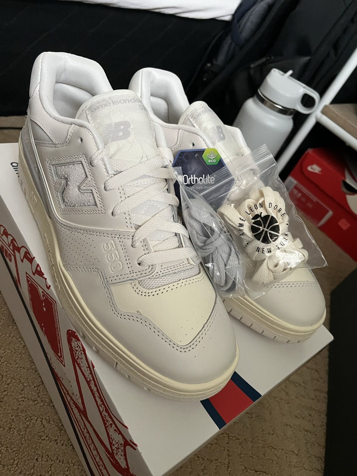 ald 550 white leather
