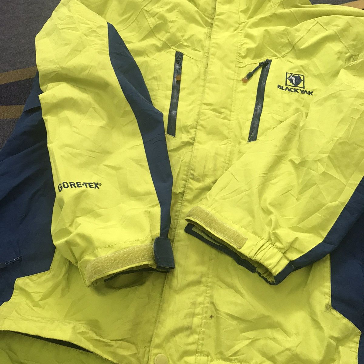 BLACKYAK Black Yak Trekking Outerwear With Goretex Jacket Size US L / EU 52-54 / 3 - 15 Thumbnail