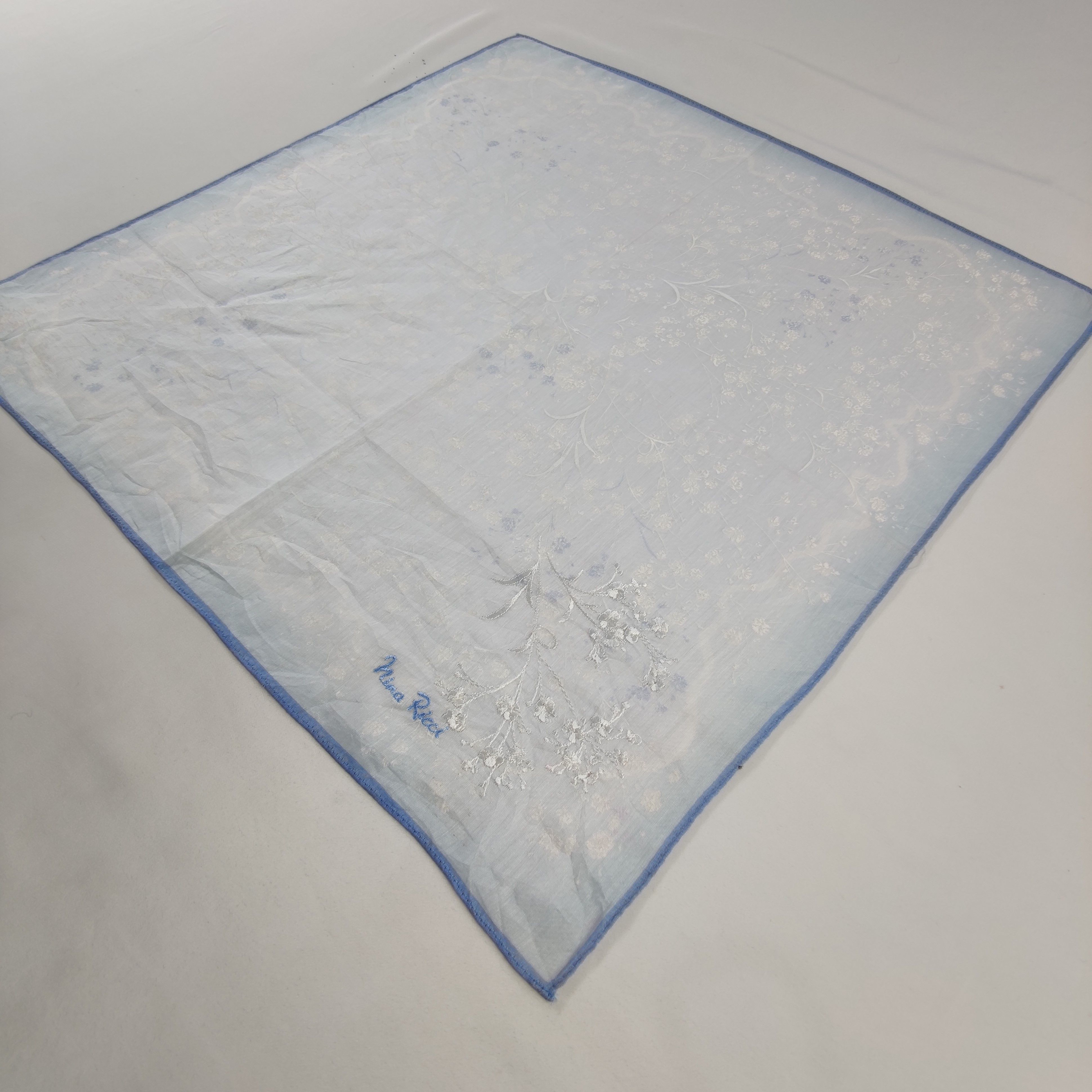 Nina Ricci Nina Ricci Handkerchief/Neckerchief/Bandana Size ONE SIZE - 3 Thumbnail
